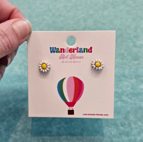 Daisy Stud Earrings-Wanderland