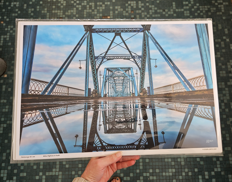 Walnut Reflection In Puddle 12x18 Print-Steven Llorca